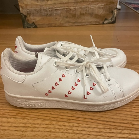 adidas Shoes - 6.5 women’s Stan smith